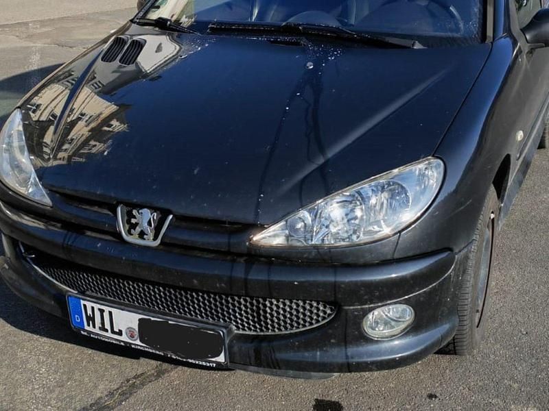 Gebraucht Peugeot 206 75 PS (55 kW) 2006 Schwarz Limousine