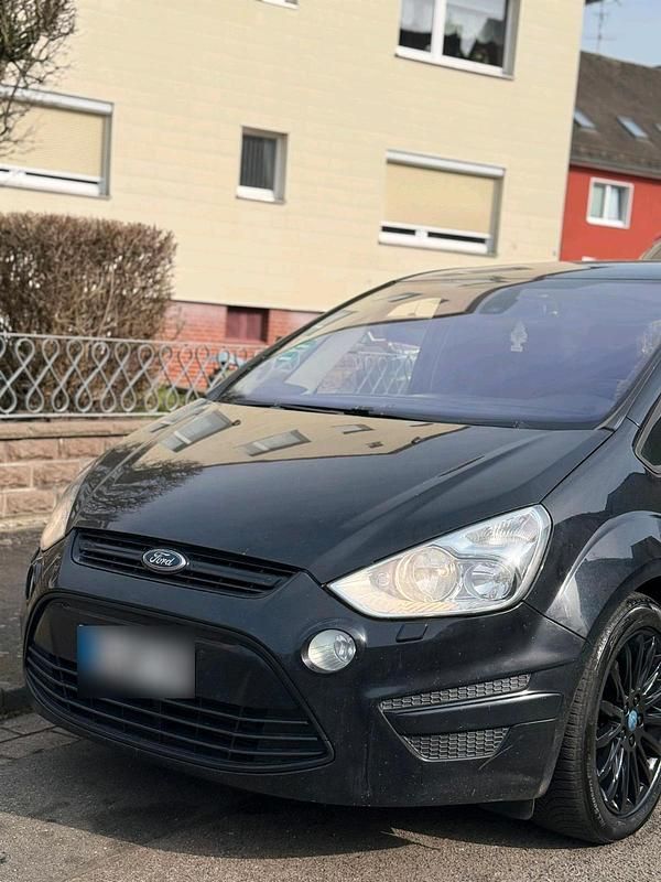 Gebraucht Ford C-MAX 163 PS (119 kW) 2010 Andere farben Van / Kleinbus