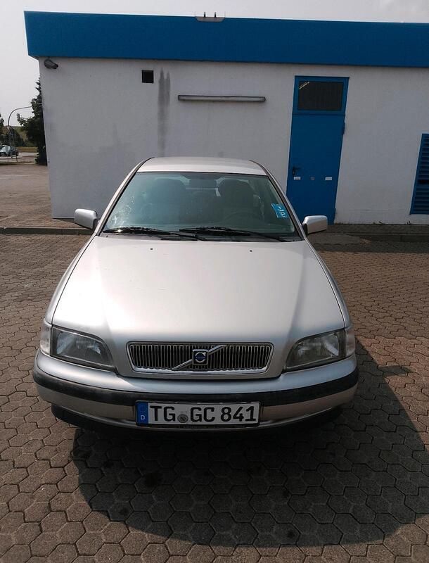 Gebraucht 1999 Volvo S40 Limousine | 1.800 € (Fairer Preis) - Bild 1/4