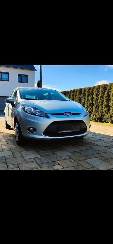 Gebraucht Ford Fiesta 82 PS (60 kW) 2009 Grau Kleinwagen