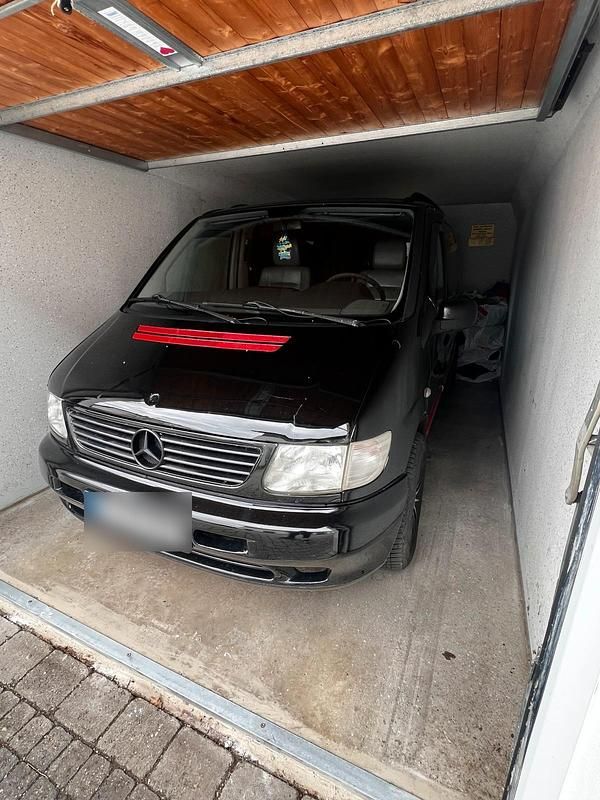 Gebraucht Mercedes V220 122 PS (89 kW) 2001 Schwarz Van / Kleinbus