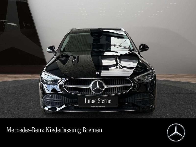 Schwarz Gebraucht 2022 Mercedes C220 Avantgarde Limousine | 28.990 € (Guter Preis) - Bild 1/3