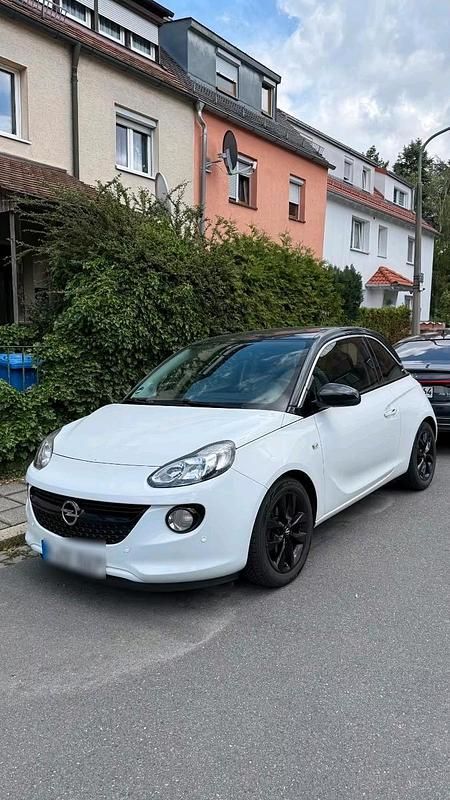 Weiß Gebraucht 2013 Opel Adam Kleinwagen | 4.299 € (Guter Preis) - Bild 1/4