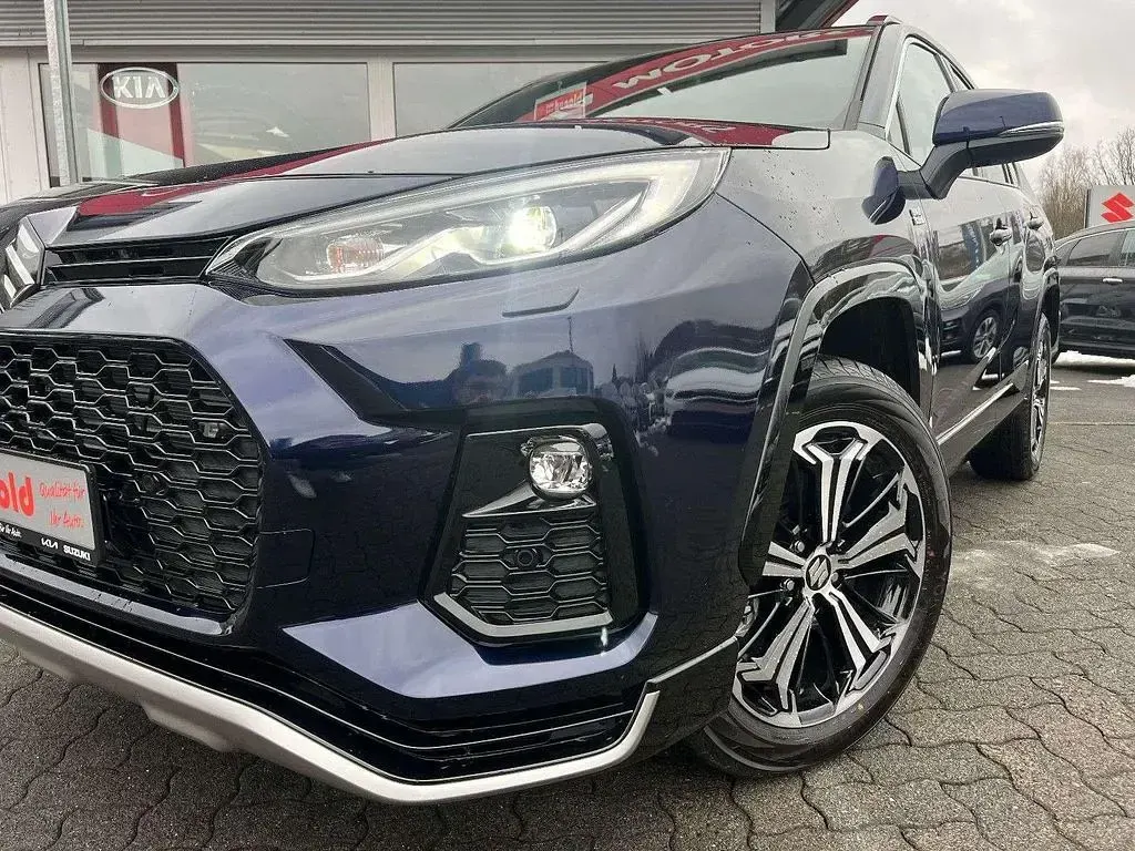 Second-hand Suzuki Across Comfort+ 306 CP (225 kW) 2024 Albastru SUV