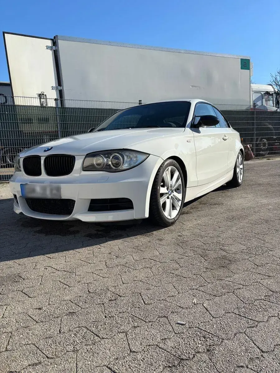 Używany BMW 125 Coupé M Performance 218 KM (160 kW) 2007 Biały Coupe