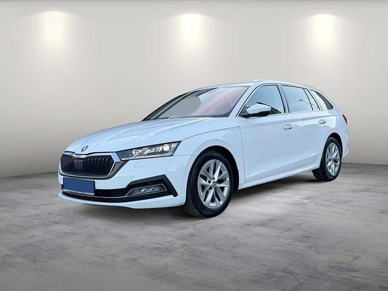 Gebraucht Skoda Octavia First Edition 150 PS (110 kW) 2020 Weiß Kombi