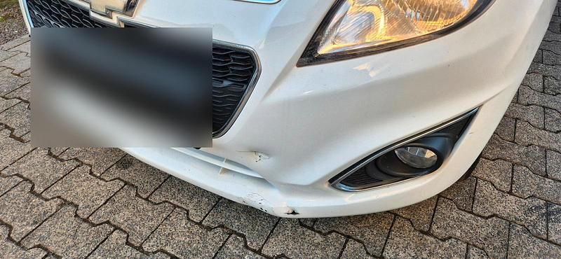 Gebraucht Chevrolet Spark 85 PS (62 kW) 2012 Weiß Kleinwagen