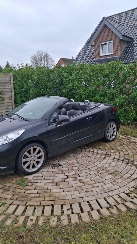 Gebraucht Peugeot 207 150 PS (110 kW) 2009 Schwarz Cabrio