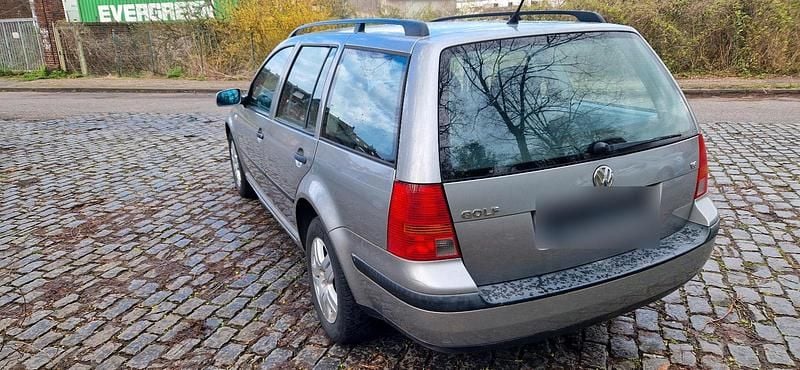 Gebraucht VW Golf IV 105 PS (77 kW) 2002 Silber Kombi