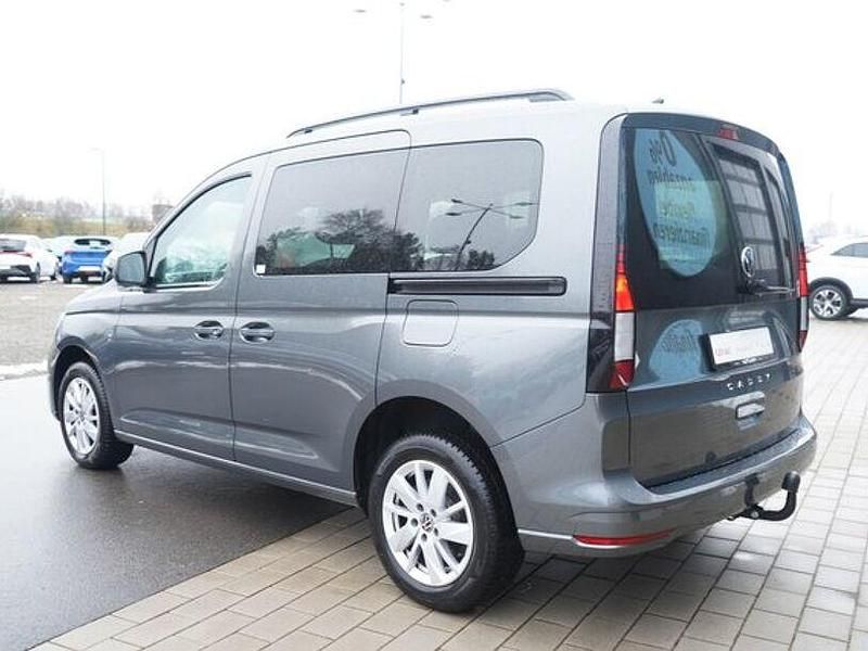 Gebraucht VW Caddy Basis 122 PS (89 kW) 2025 Andere Van / Kleinbus