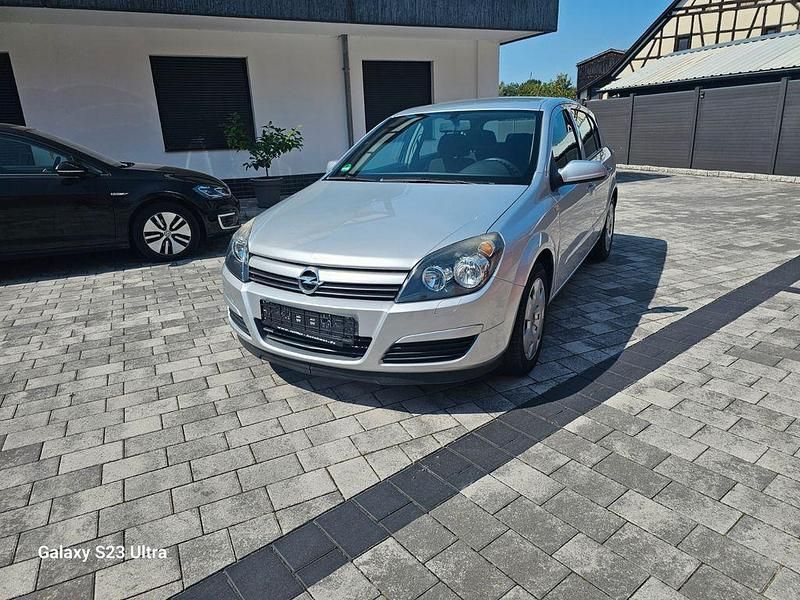 Silber Gebraucht 2005 Opel Astra Edition Limousine | 3.490 € (Fairer Preis) - Bild 1/4
