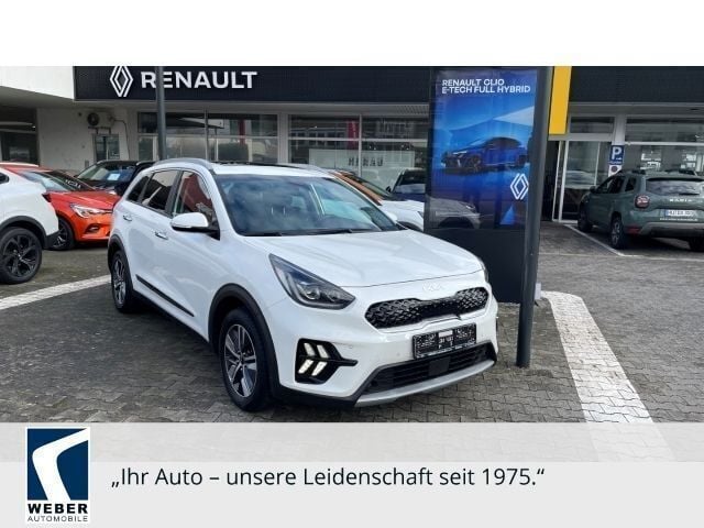 Snowwhite pearl (weiß) Gebraucht 2021 Kia Niro Spirit SUV | 22.970 € (Fairer Preis) - Bild 1/4