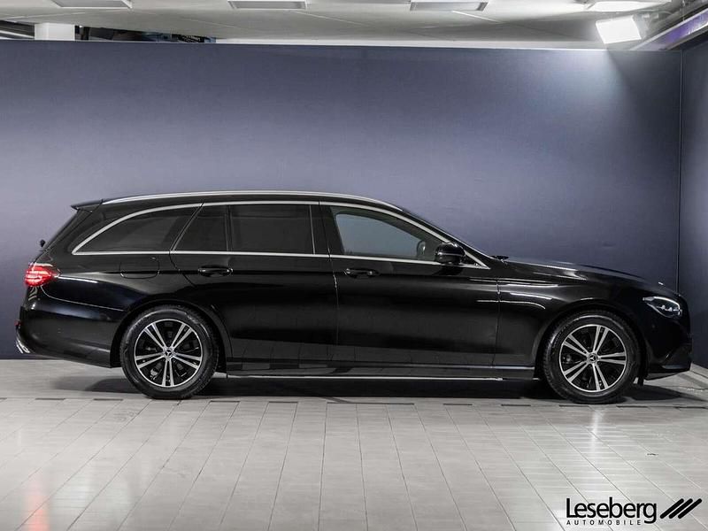 Gebraucht Mercedes E200 Avantgarde 197 PS (144 kW) 2023 Obsidianschwarz Kombi