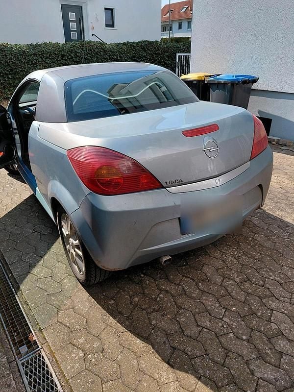 Gebraucht Opel Tigra 90 PS (66 kW) 2006 Beige Cabrio