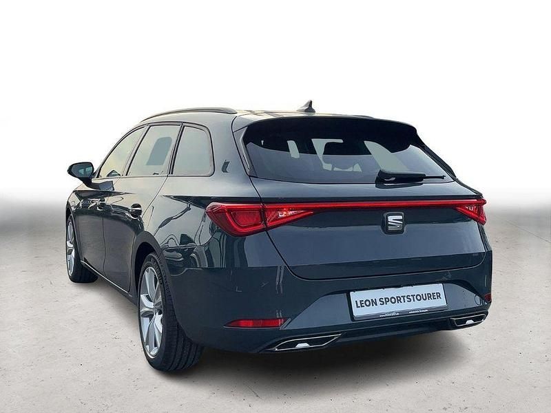 Neu Seat Leon FR 150 PS (110 kW) 2026 Blau Kombi