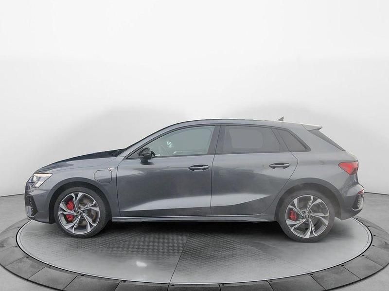 Gebraucht Audi A3 S-Line 245 PS (180 kW) 2022 Daytonagrau perleffekt Limousine