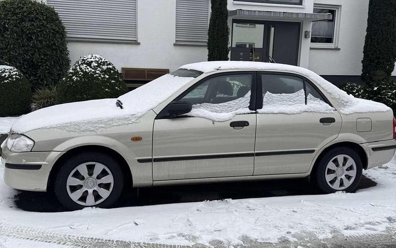 Gebraucht Mazda 323 75 PS (55 kW) 1999 Limousine