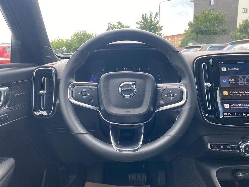 Gebraucht Volvo XC40 Plus 163 PS (119 kW) 2024 Blau SUV