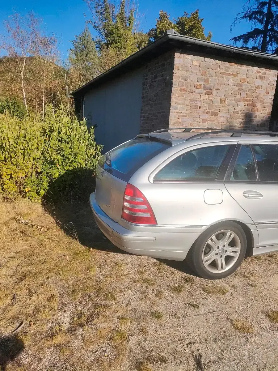 Gebraucht Mercedes C180 143 PS (105 kW) 2003 Kombi