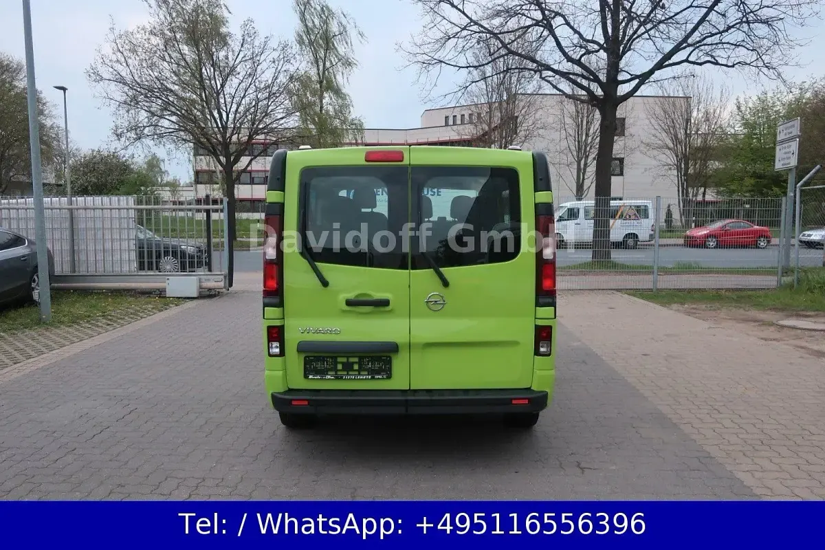 Gebraucht Opel Vivaro 95 PS (69 kW) 2018 Grün Van / Kleinbus