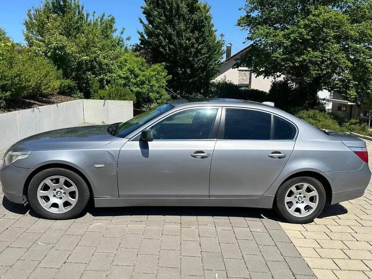 Usata BMW 520 170 CV (125 kW) 2004 Grigio Berlina