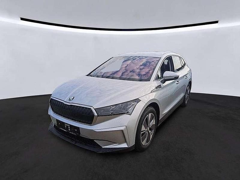 Silber Gebraucht 2021 Skoda Enyaq iV Loft SUV | 23.999 € (Guter Preis) - Bild 1/3