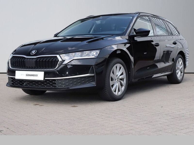 Schwarzmagic perleffekt Gebraucht 2024 Skoda Octavia Selection Kombi | 24.480 € (Superpreis) - Bild 1/4