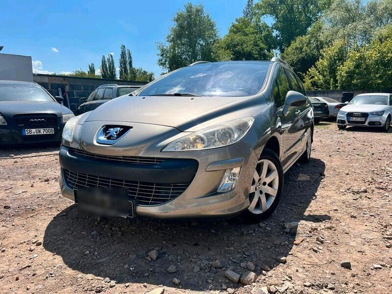 Grau Gebraucht 2011 Peugeot 308 Kombi | 2.200 € (Guter Preis) - Bild 1/4