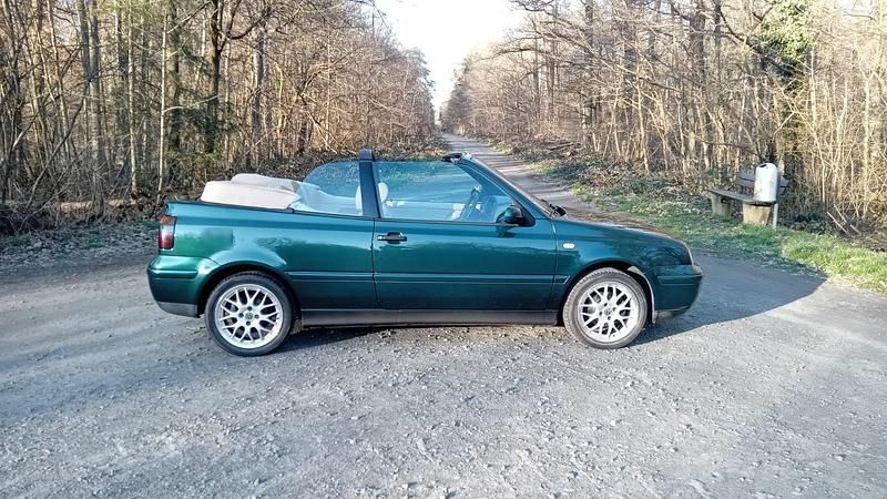 Gebraucht VW Golf Cabriolet Highline 116 PS (85 kW) 2002 Grün Cabrio