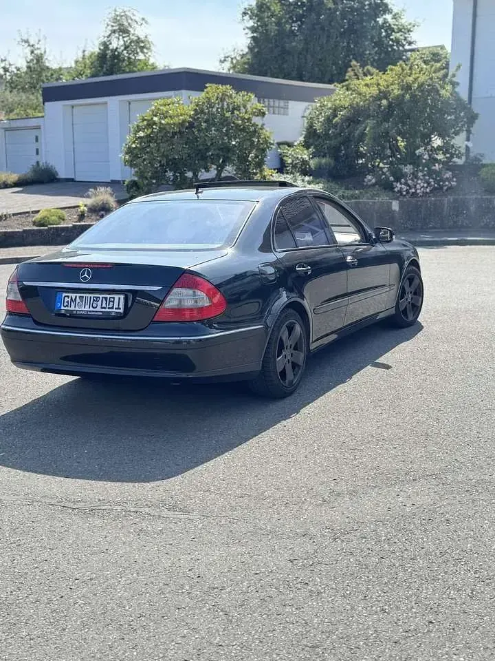 Gebraucht Mercedes E320 Avantgarde 224 PS (164 kW) 2006 Limousine