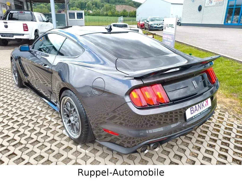 Gebraucht Ford Mustang 533 PS (392 kW) 2021 Grau