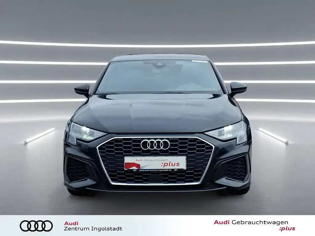 Gebraucht Audi A3 S-Line 204 PS (150 kW) 2023 Mythosschwarz metallic Limousine