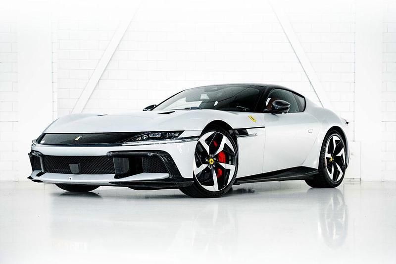 Gebraucht Ferrari 12 Cilindri 829 PS (609 kW) 2025 Silber