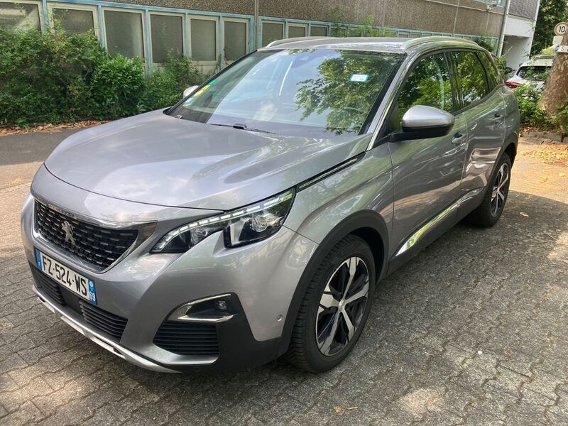 Grau Gebraucht 2021 Peugeot 3008 Allure SUV | 16.660 € (Superpreis) - Bild 1/4