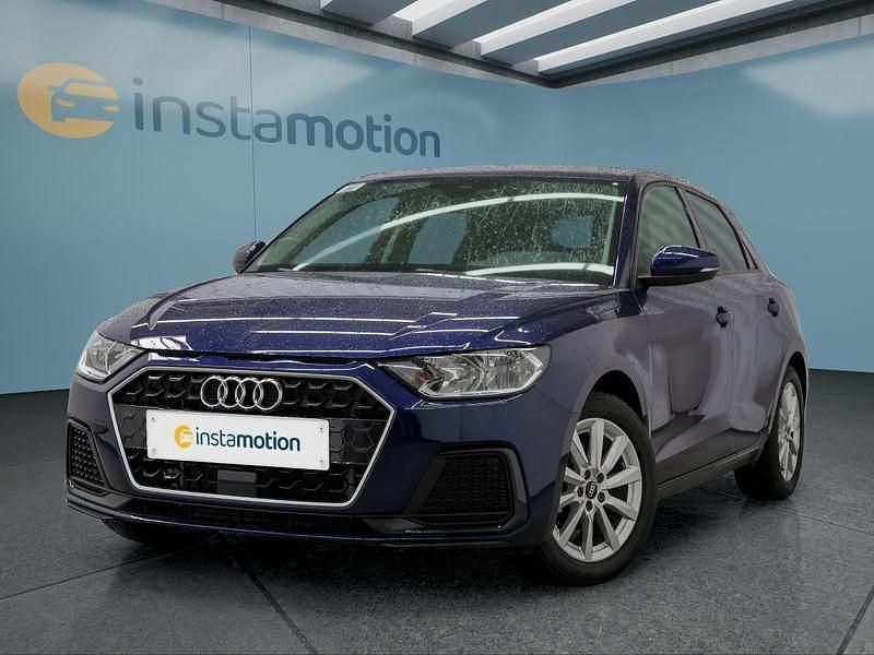 Blau Gebraucht 2024 Audi A1 Sportback Kleinwagen | 22.999 € (Guter Preis) - Bild 1/4