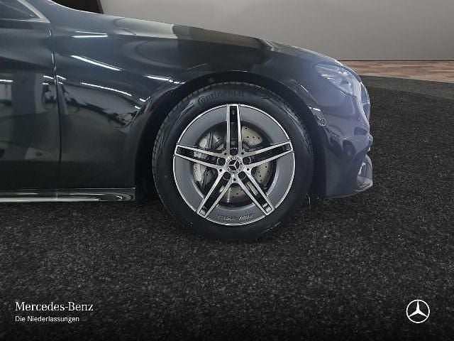 Gebraucht Mercedes E220 AMG 197 PS (144 kW) 2025 Schwarz Limousine