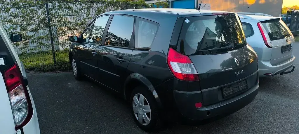 Gebraucht Renault Grand Scénic II Avantage 131 PS (96 kW) 2006 Grün Van / Kleinbus