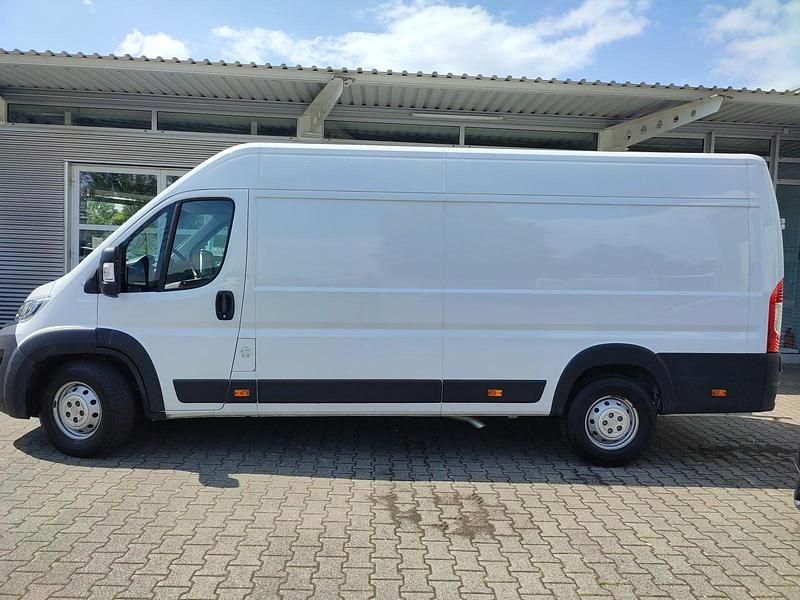 Gebraucht Opel Movano 165 PS (121 kW) 2024 Lackierung weiss icy/typ aussenverkleidung spiegel flach standard Van