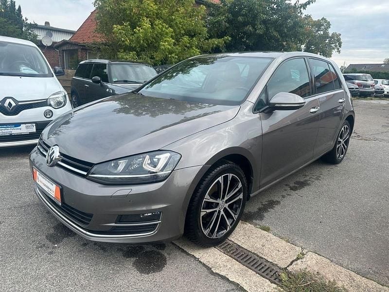 Gebraucht VW Golf VII Edition 125 PS (91 kW) 2015 Grau Limousine