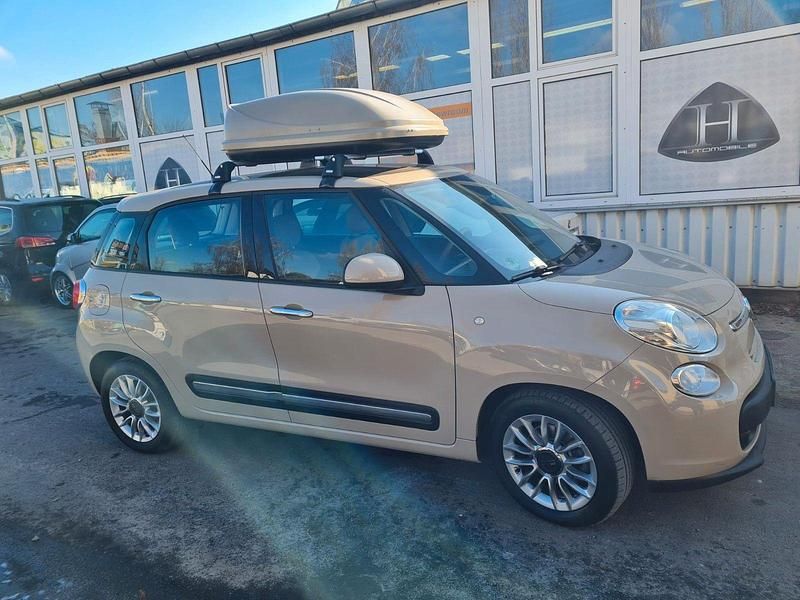 Beige Gebraucht 2014 Fiat 500L Lounge Van / Kleinbus | 7.450 € (Guter Preis) - Bild 1/4