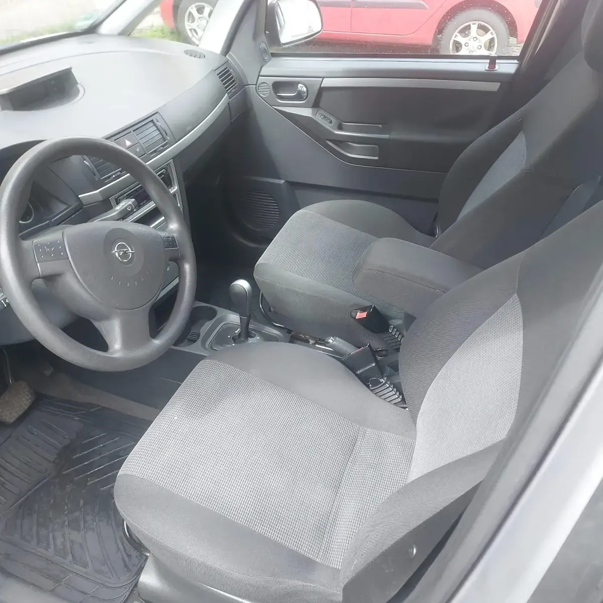 Gebraucht Opel Meriva 105 PS (77 kW) 2004 Silber Van / Kleinbus