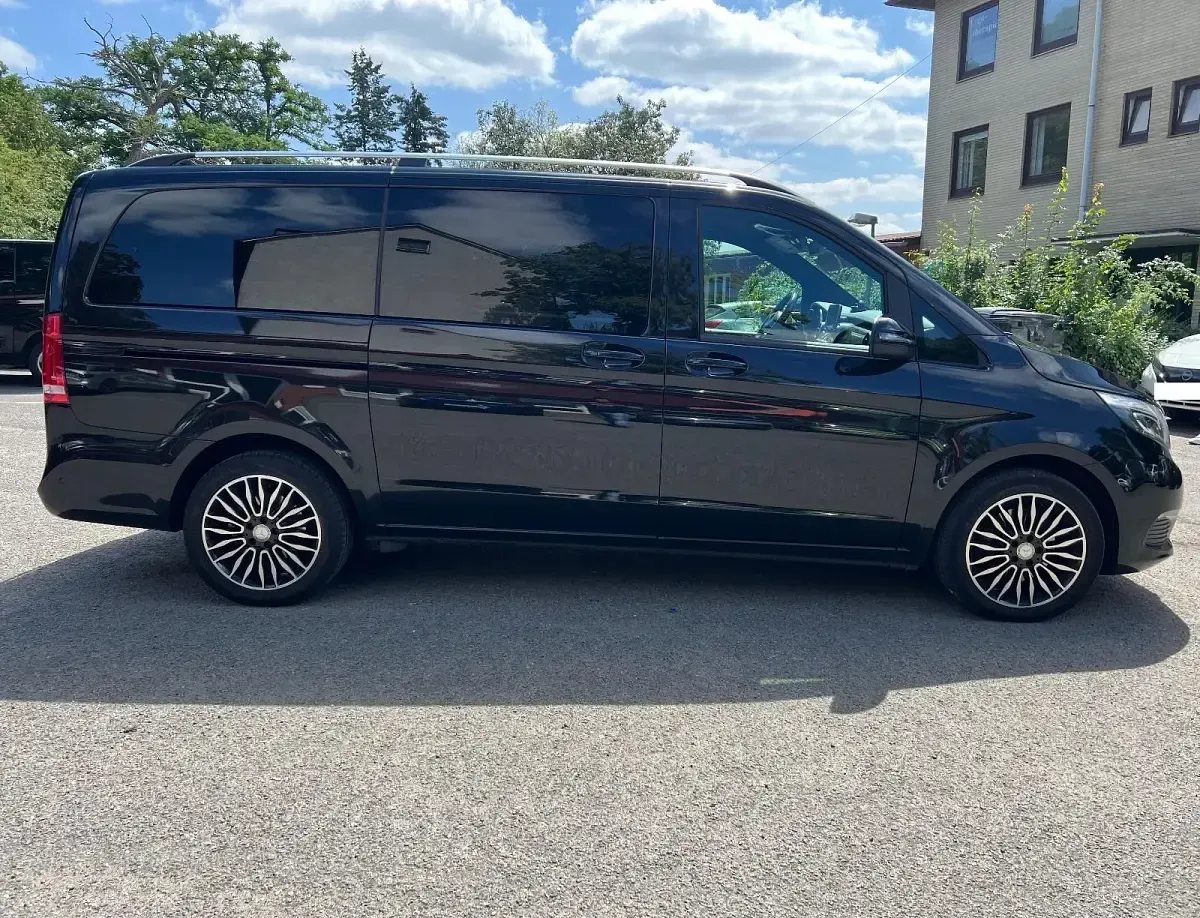 Gebraucht Mercedes V250 190 PS (139 kW) 2017 Schwarz Van / Kleinbus