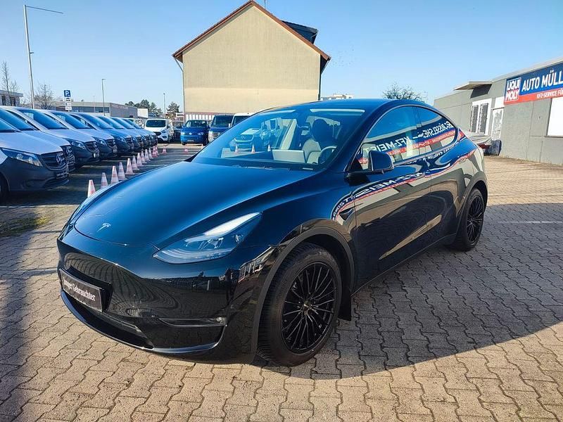 Gebraucht Tesla Model Y 378 kW (514 PS) 2023 Schwarz SUV