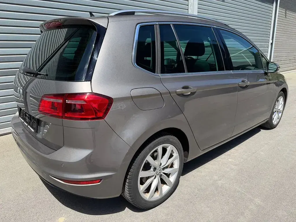 Używany VW Golf Highline 150 KM (110 kW) 2015 Szary SUV