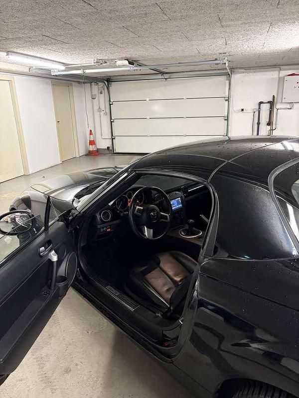 Gebraucht Mazda MX5 126 PS (92 kW) 2007 Schwarz Cabrio