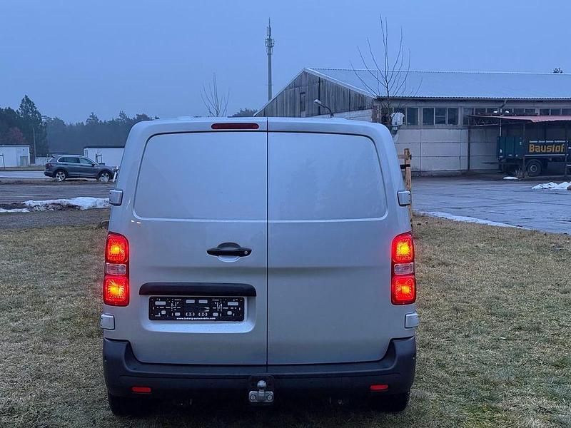 Gebraucht Citroën Jumpy Business Class 179 PS (131 kW) 2019 Grau Van / Kleinbus
