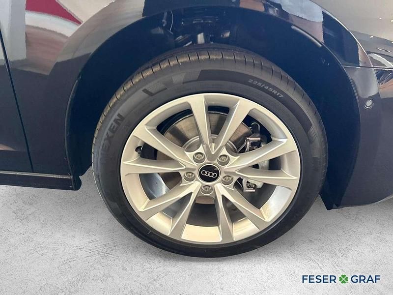 Gebraucht Audi A3 Ambiente 204 PS (150 kW) 2025 Brillantschwarz Limousine