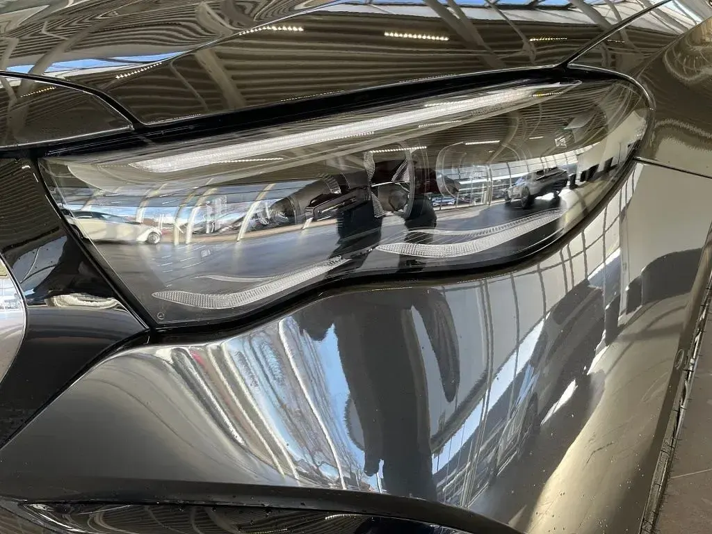 Gebraucht Mercedes E300 AMG 313 PS (230 kW) 2026 Grau Limousine