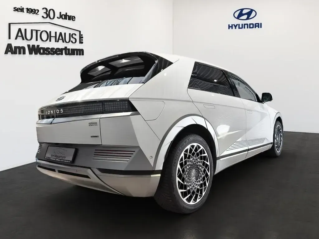 Gebraucht Hyundai Ioniq 239 kW (325 PS) 2023 Weiß Kleinwagen
