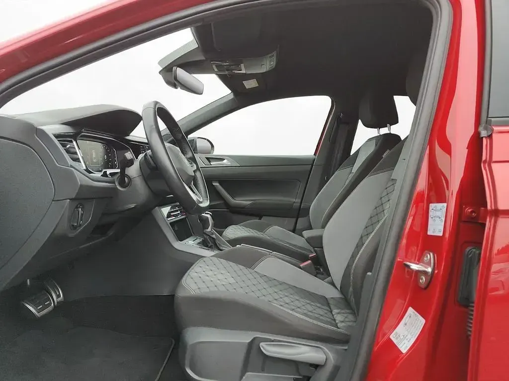 Używany VW Taigo Style 150 KM (110 kW) 2022 Czerwony SUV